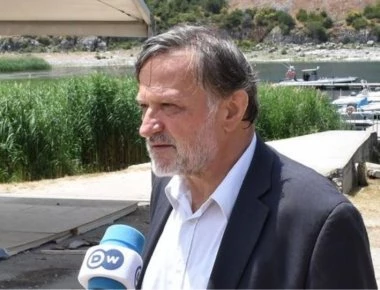 Βαβέλ: Βουλευτής του ΣΥΡΙΖΑ δήλωσε Μακεδόνας αλλά τώρα δηλώνει ότι είναι Έλληνας και όχι Μακεδόνας!